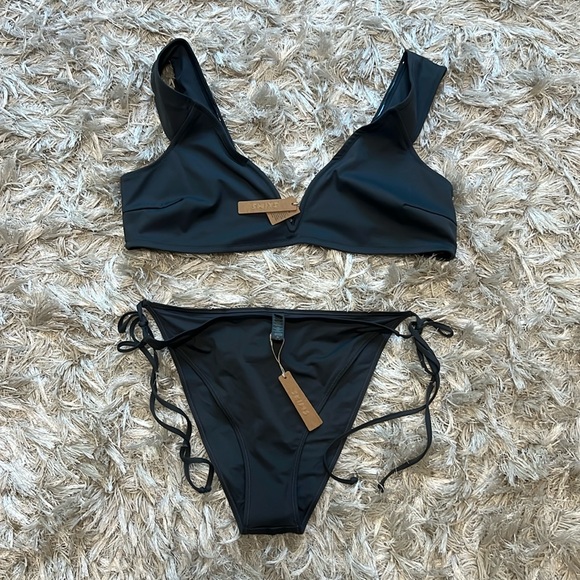 SKIMS Other - SKIMS - Women’s Bikini